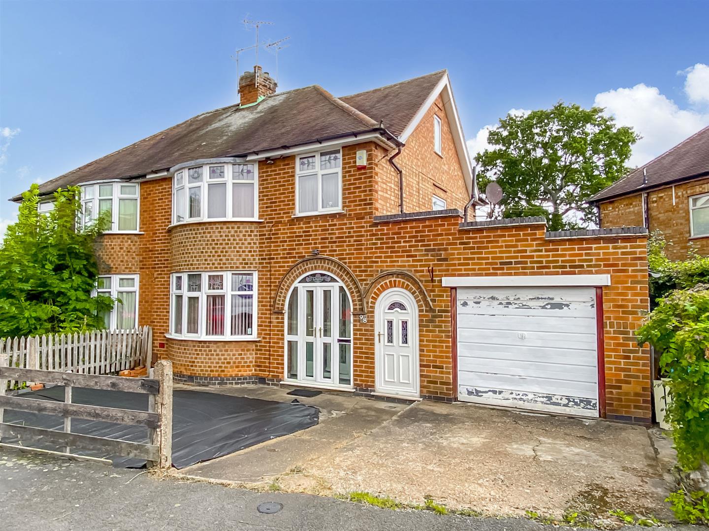 Crofton Road, Attenborough Robert Ellis Estate Agents